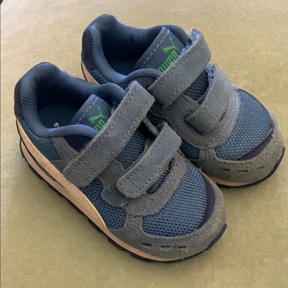 Puma Navy Blue and Grey Sneakers with Velcro Straps and Mesh Upper